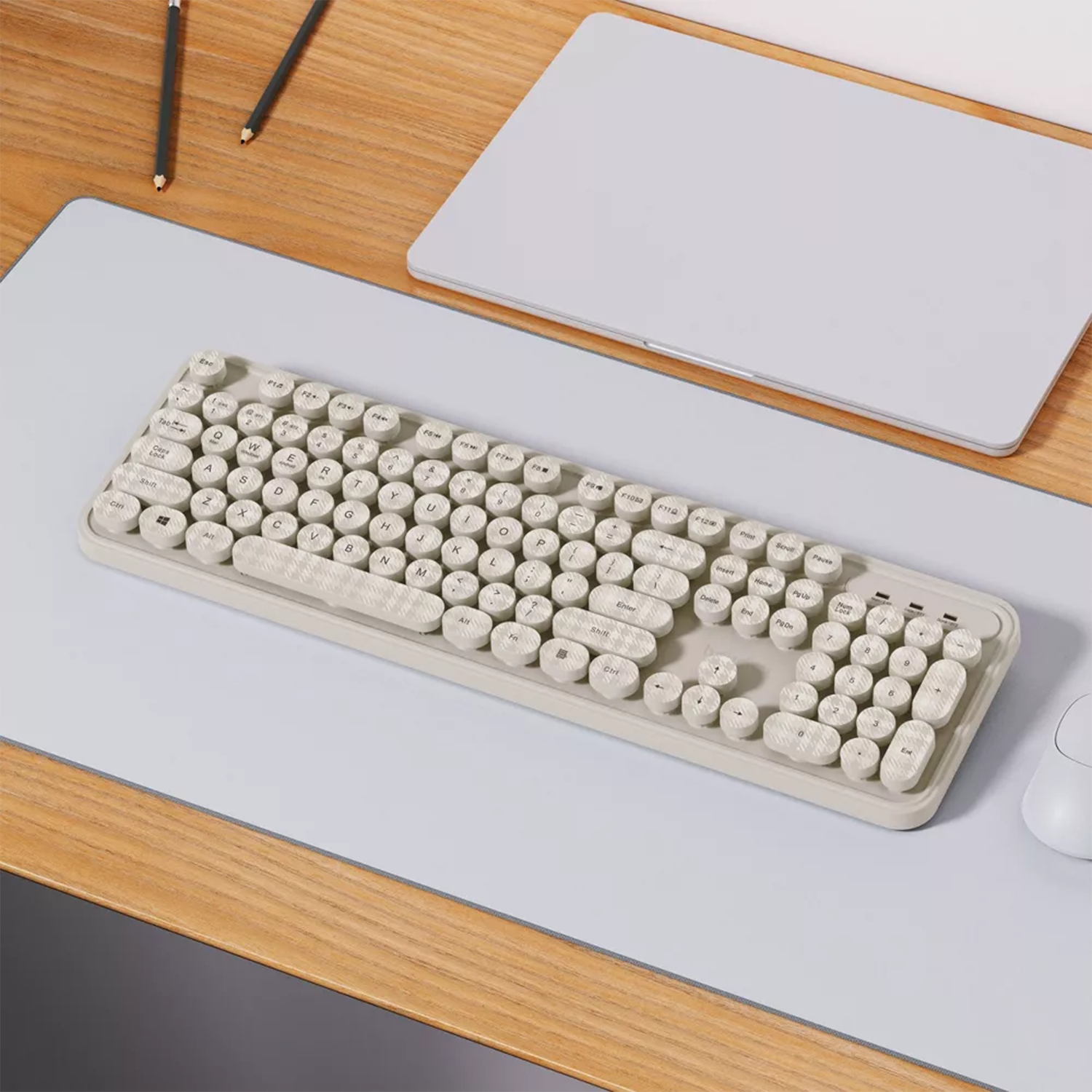 Full‑Size Retro Round Key Wireless Keyboard Dual‑Mode Bluetooth & 2.4G